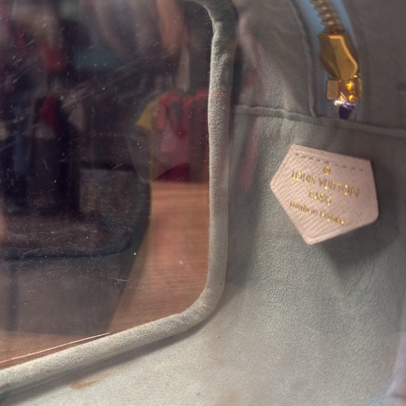 Louis Vuitton Louis Vuitton Monogram Beach Pouch Resort Okinawa - Picture 13 of 16